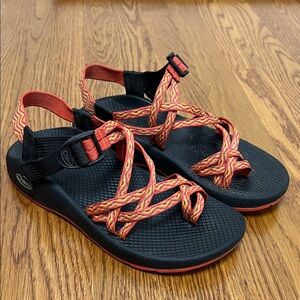 Women’s Chaco Adjustable Sandals- Size 8